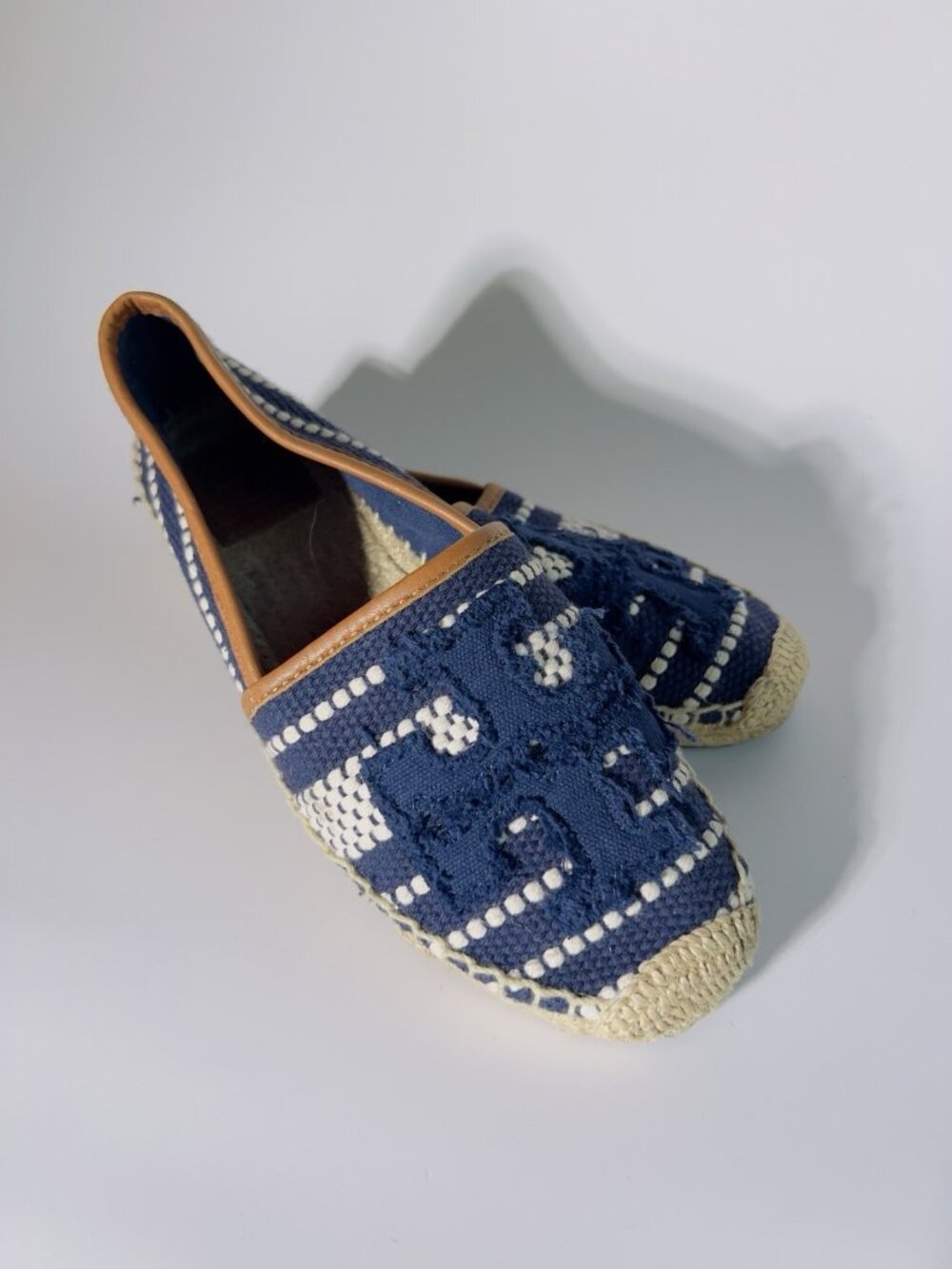 Tory Burch Ines Espadrille Flats Blue Canvas Logo Size 6 No Box - Picture 12 of 12